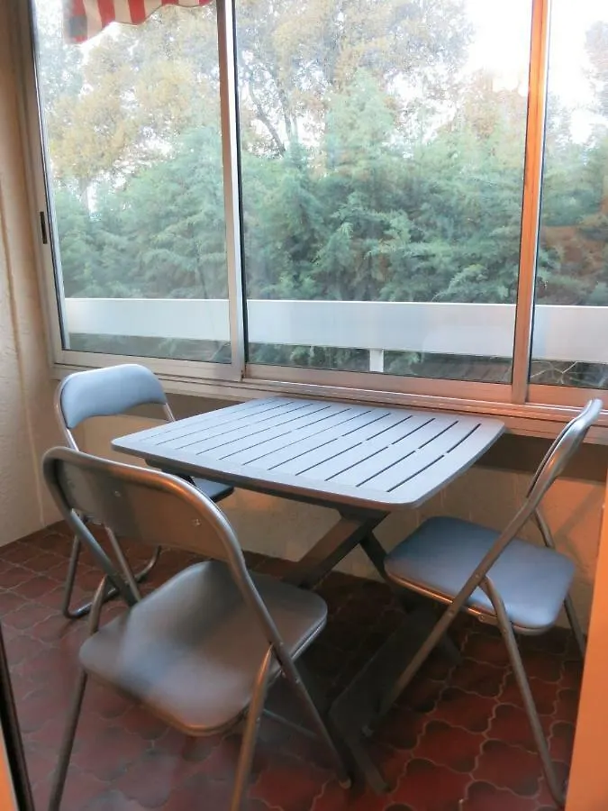 Apartment Joli Studio A Front De Mer Saint-Raphael  France