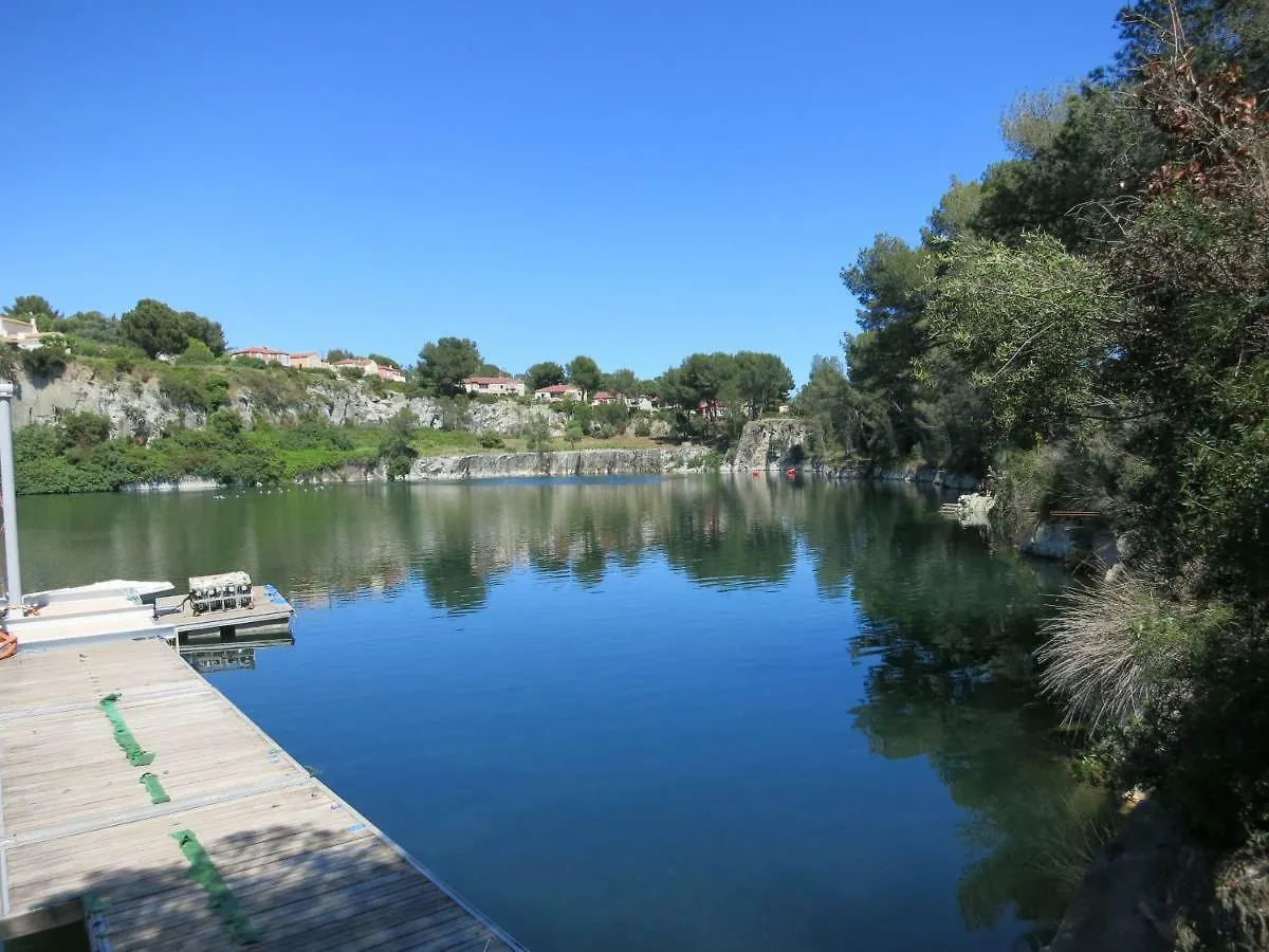 Apartment Joli Studio A Front De Mer Saint-Raphael